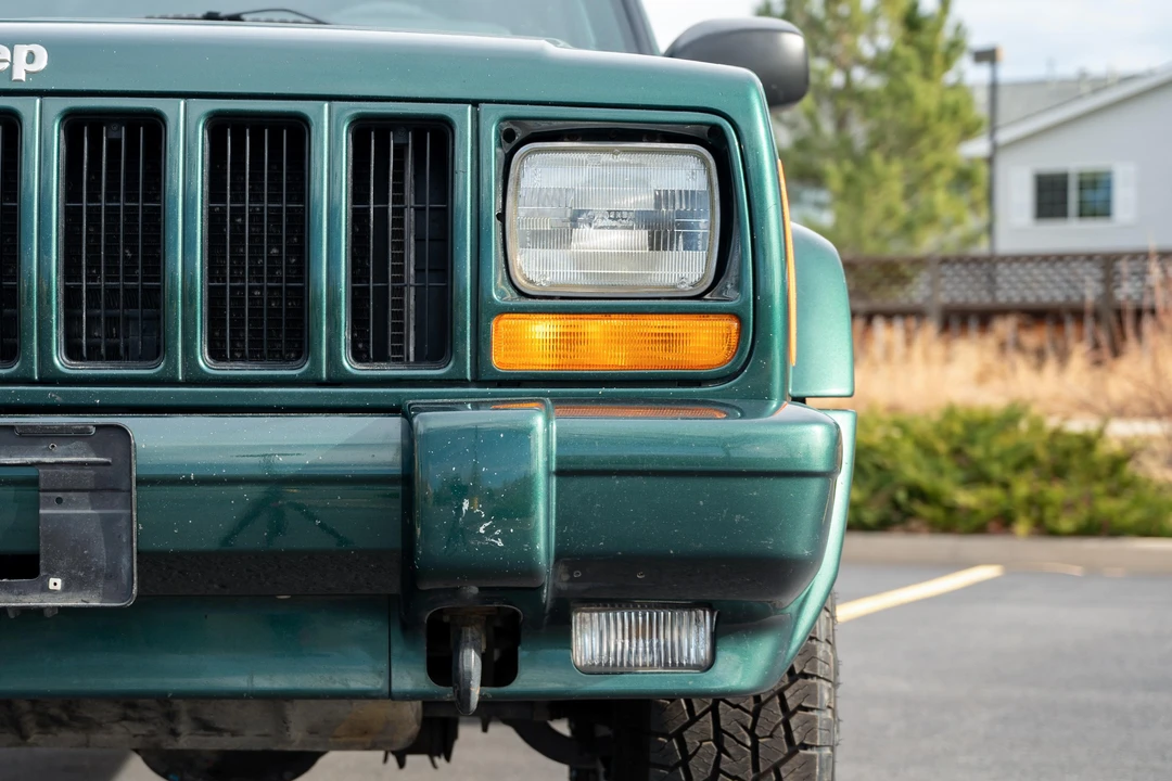 2001 Jeep XJ Cherokee - Image 14 of 31