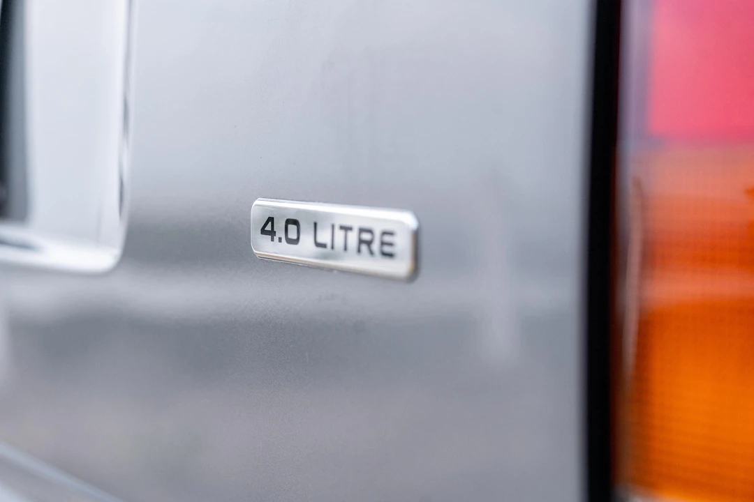 2001 Jeep XJ Cherokee - Image 14 of 31