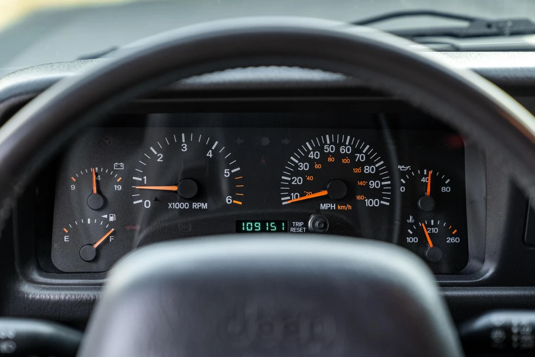 2001 Jeep XJ Cherokee - Image 30 of 31