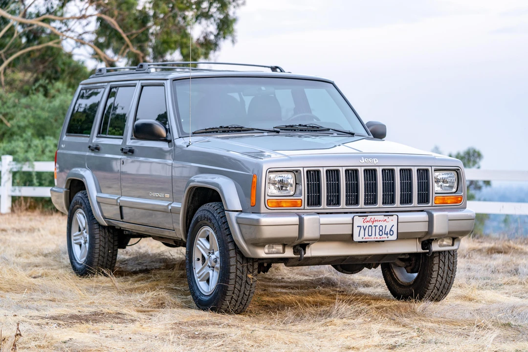 2001 Jeep XJ Cherokee - Image 8 of 31