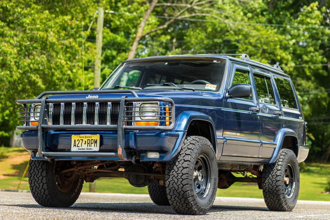 2001 Jeep XJ Cherokee - Image 6 of 31