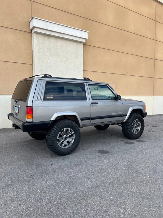 2001 Jeep XJ Cherokee - Image 3 of 21