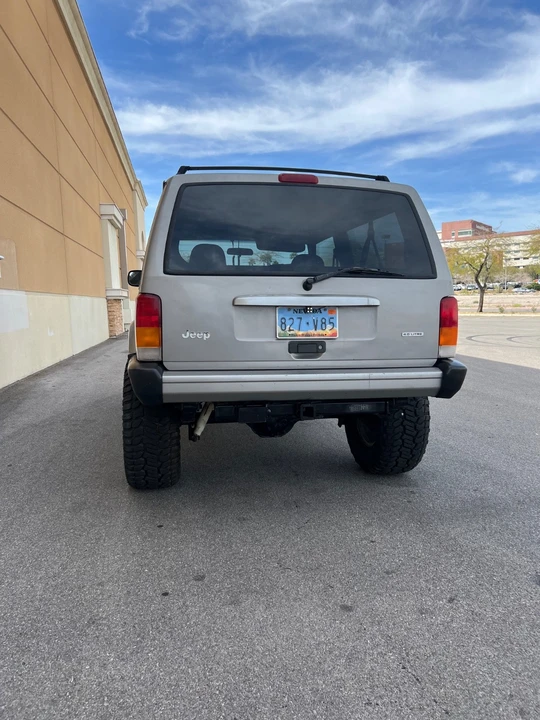 2001 Jeep XJ Cherokee - Image 2 of 21