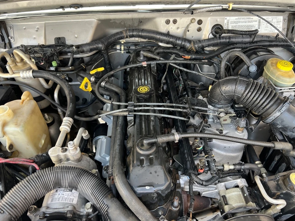 2001 Jeep XJ Cherokee - Image 9 of 21