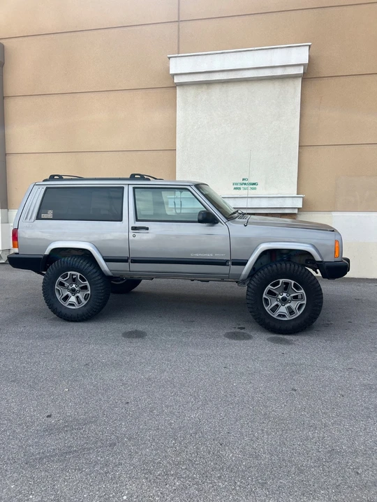 2001 Jeep XJ Cherokee - Image 7 of 21
