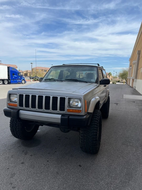 2001 Jeep XJ Cherokee - Image 5 of 21