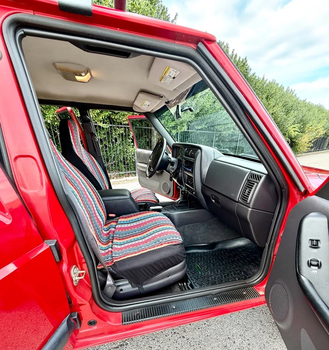2001 Jeep XJ Cherokee - Image 13 of 21