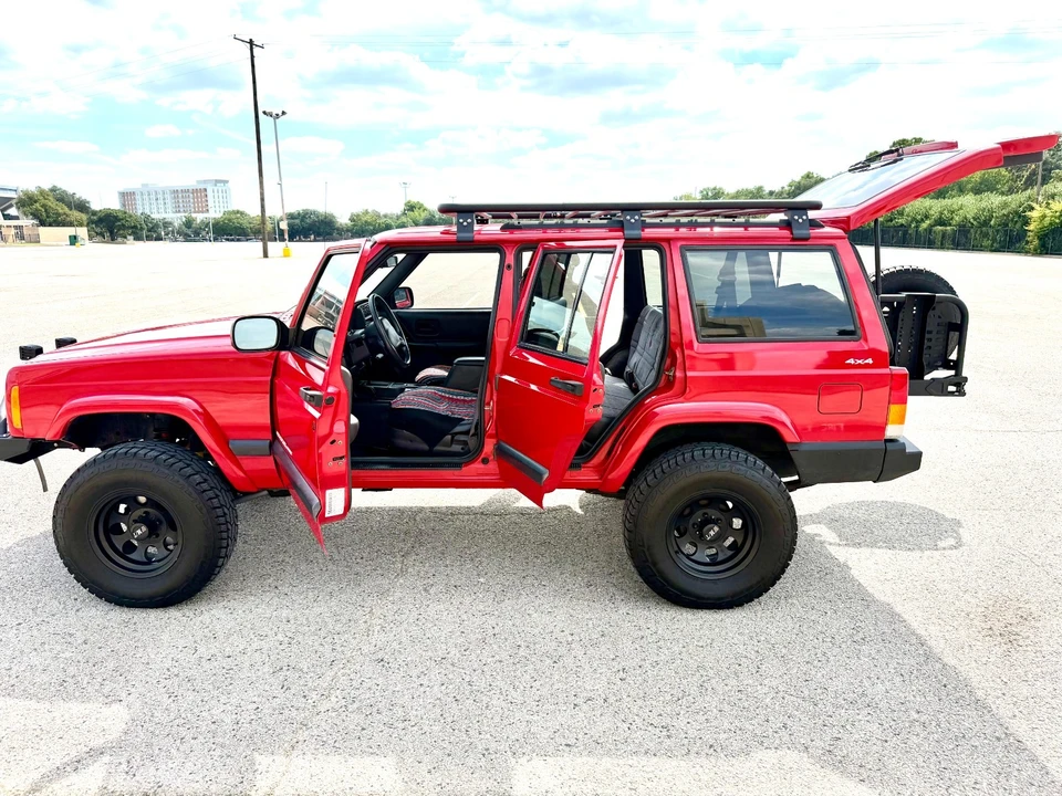 2001 Jeep XJ Cherokee - Image 17 of 21