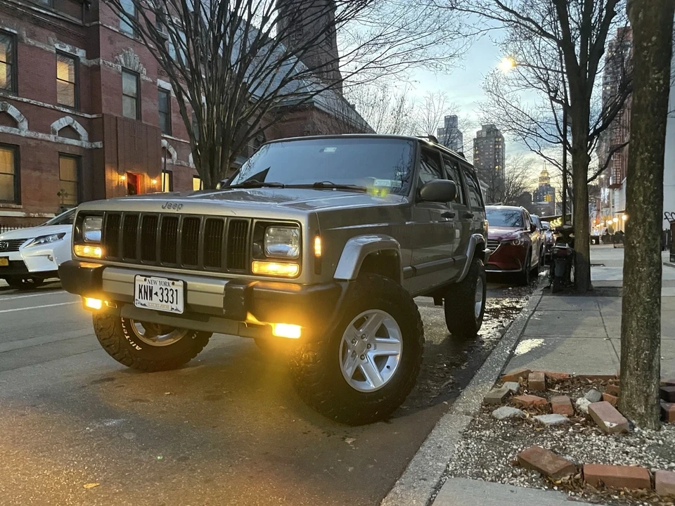 2001 Jeep XJ Cherokee - Image 2 of 21