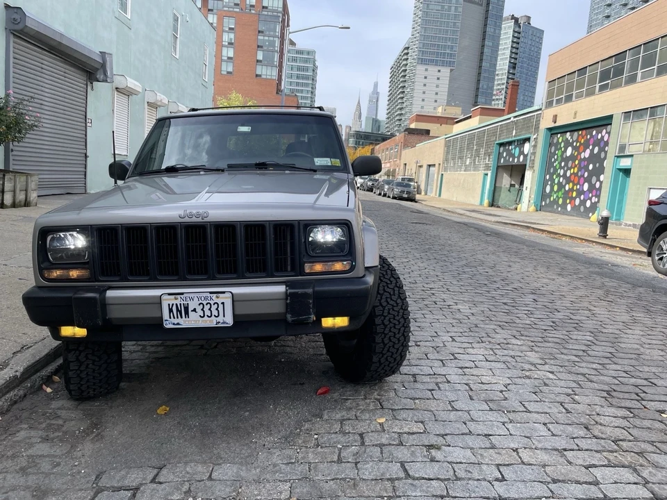 2001 Jeep XJ Cherokee - Image 8 of 21