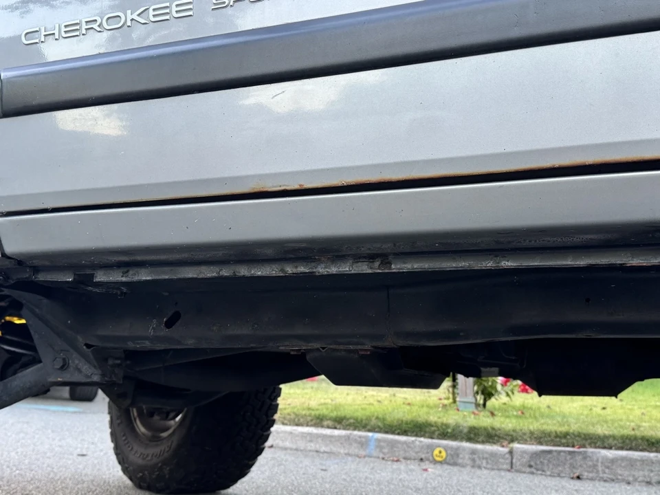 2001 Jeep XJ Cherokee - Image 17 of 21