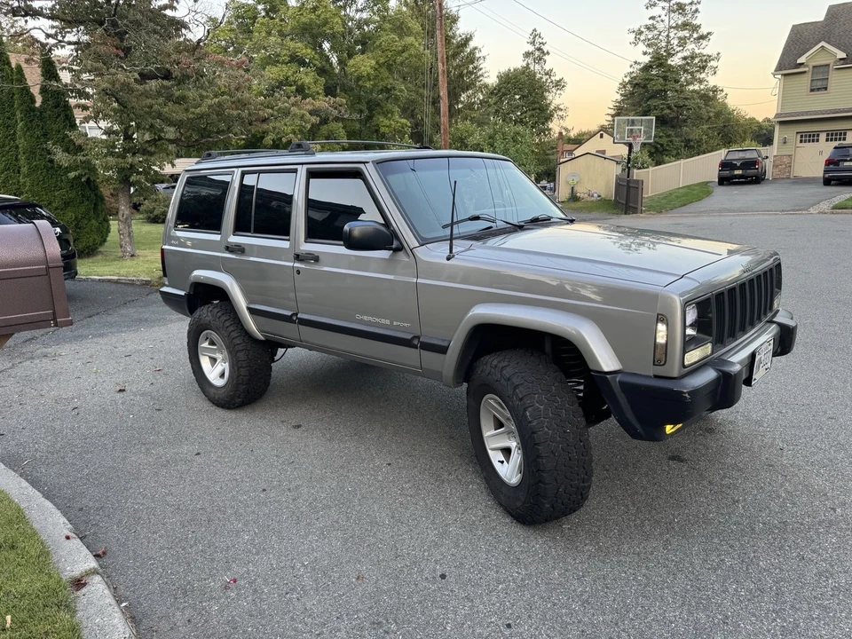 2001 Jeep XJ Cherokee - Image 16 of 21