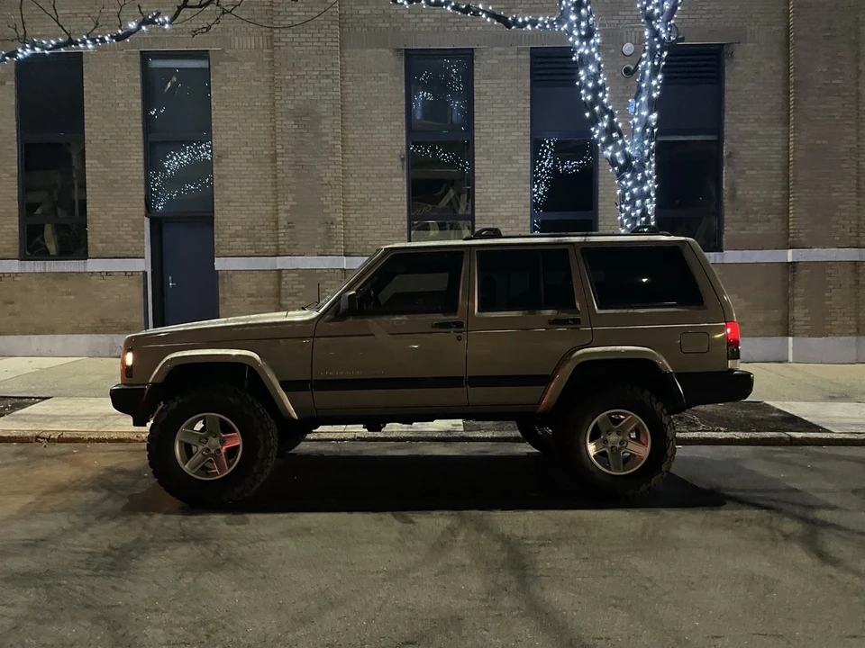2001 Jeep XJ Cherokee - Image 4 of 21