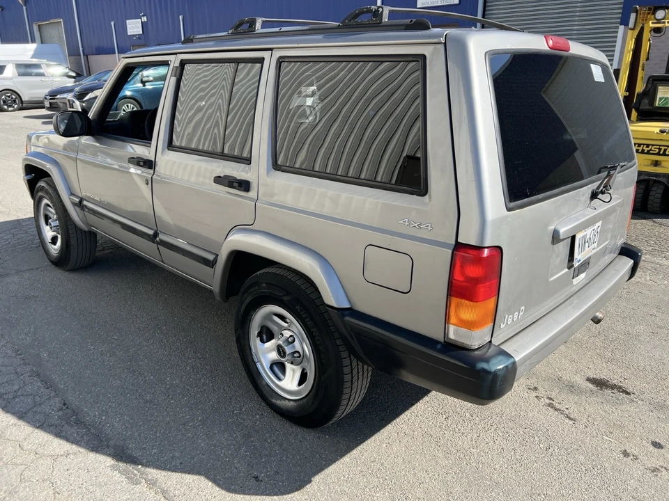 2001 Jeep XJ Cherokee - Image 6 of 21