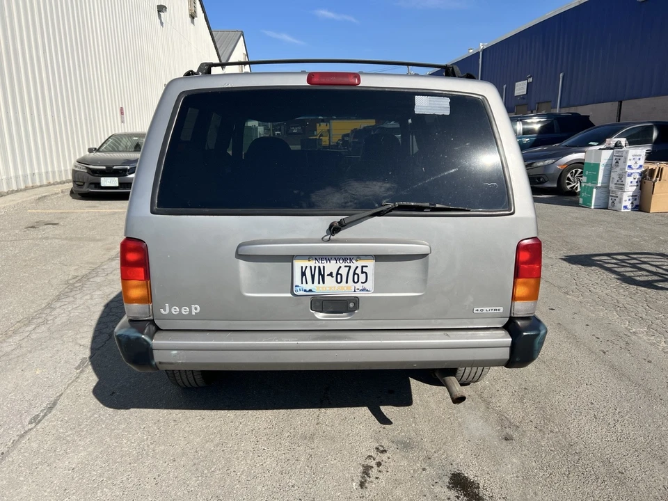 2001 Jeep XJ Cherokee - Image 7 of 21