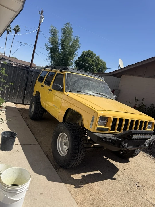 2001 Jeep XJ Cherokee - Image 2 of 3