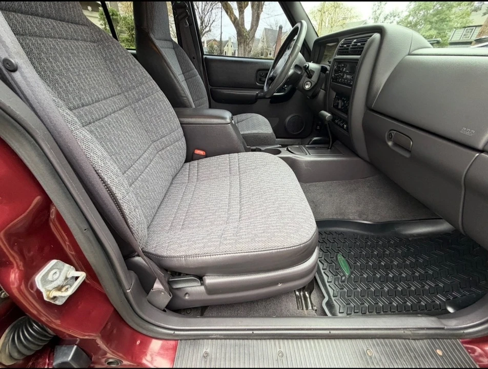 2001 Jeep XJ Cherokee - Image 19 of 31