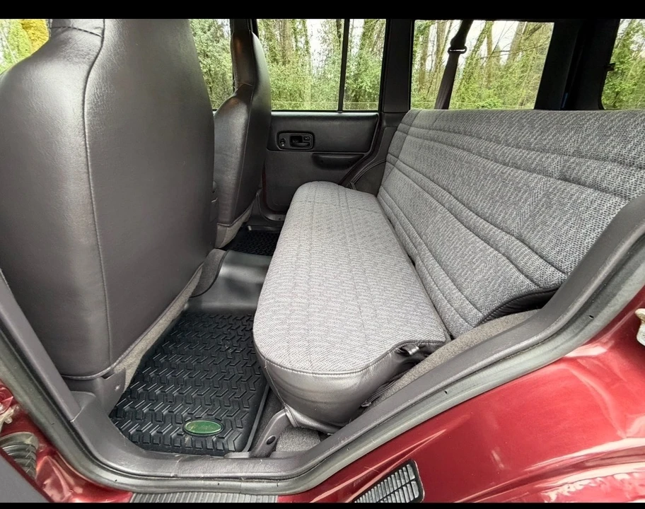 2001 Jeep XJ Cherokee - Image 17 of 31