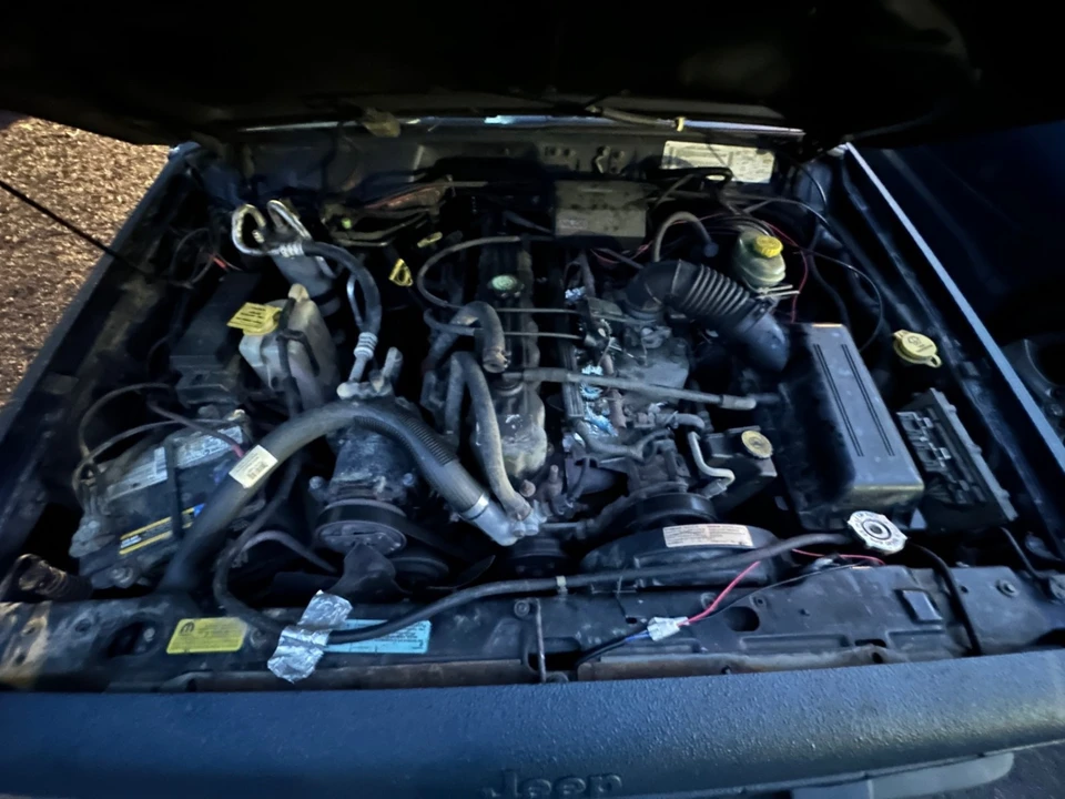 2001 Jeep XJ Cherokee - Image 5 of 31