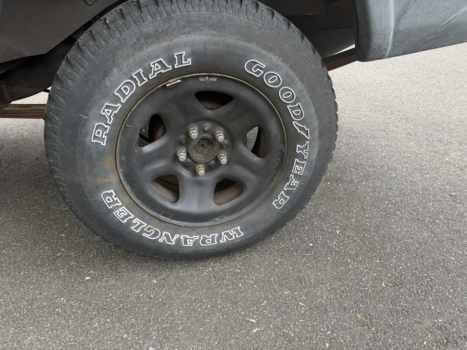 2001 Jeep XJ Cherokee - Image 13 of 31