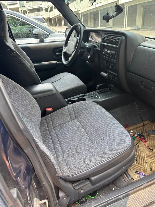 2001 Jeep XJ Cherokee - Image 2 of 31