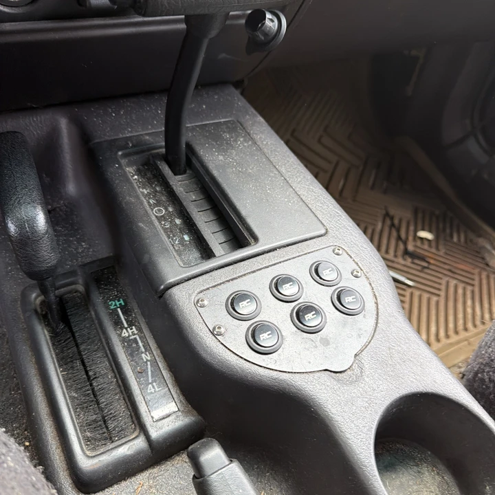 2001 Jeep XJ Cherokee - Image 22 of 31