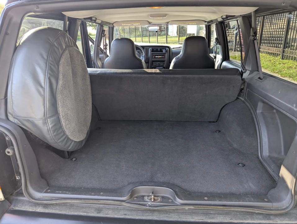2001 Jeep XJ Cherokee - Image 19 of 21