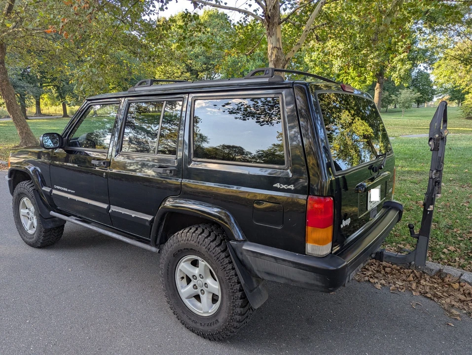 2001 Jeep XJ Cherokee - Image 2 of 21