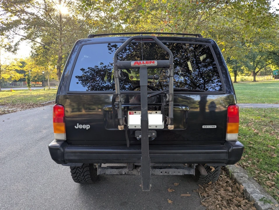 2001 Jeep XJ Cherokee - Image 3 of 21