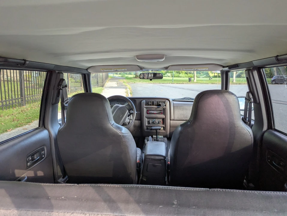 2001 Jeep XJ Cherokee - Image 18 of 21