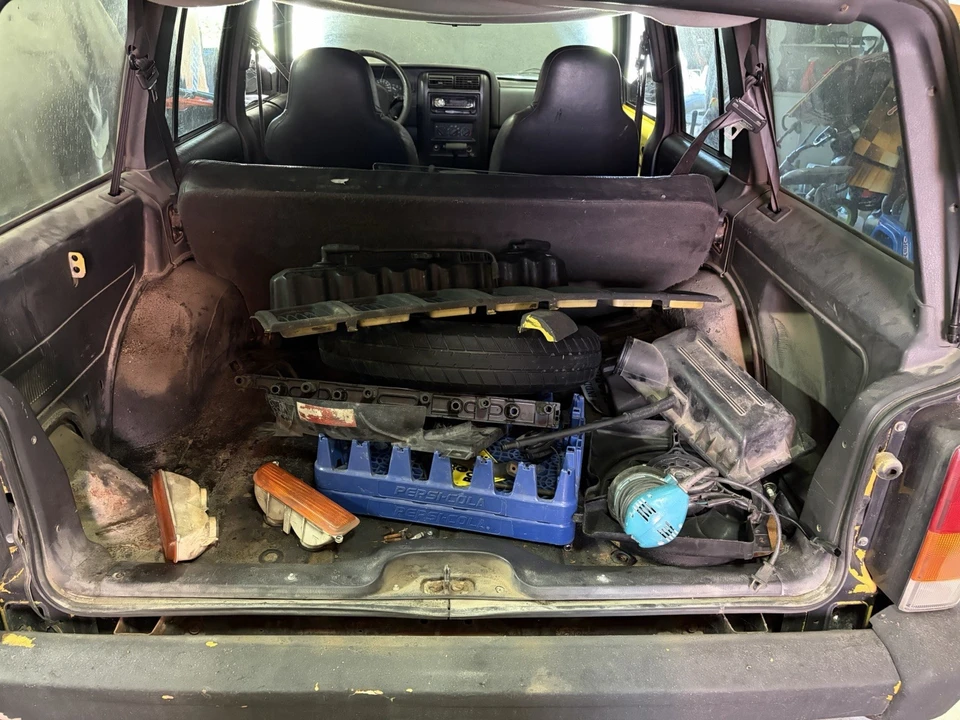 2001 Jeep XJ Cherokee - Image 6 of 11