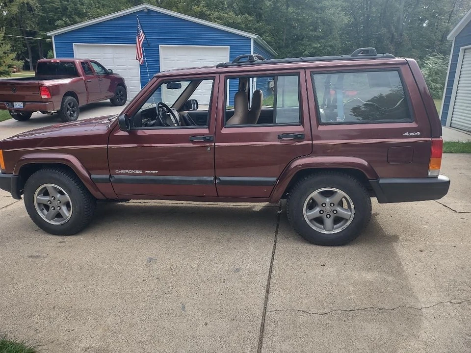 2001 Jeep XJ Cherokee - Image 2 of 7
