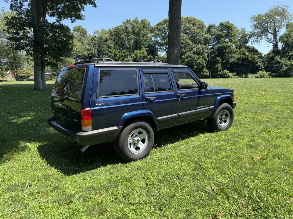 2001 Jeep XJ Cherokee - Image 4 of 18