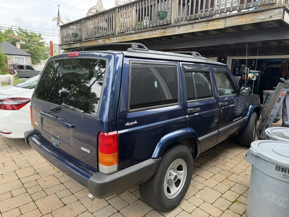 2001 Jeep XJ Cherokee - Image 7 of 18
