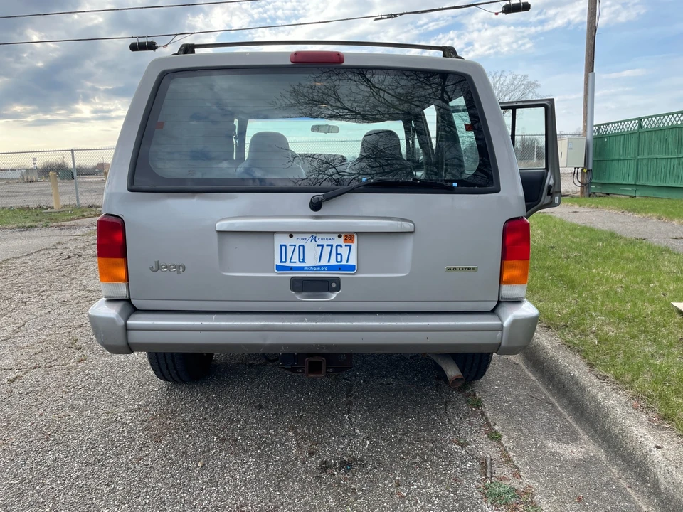 2001 Jeep XJ Cherokee - Image 3 of 20