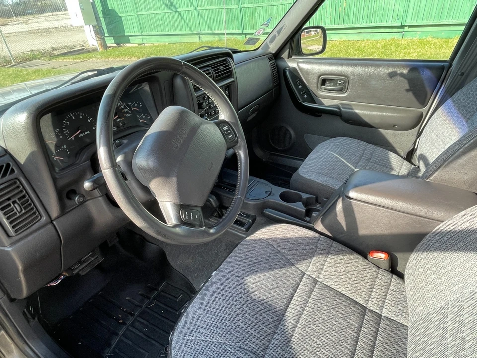 2001 Jeep XJ Cherokee - Image 8 of 20