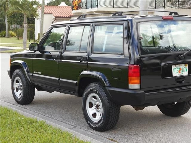 2001 Jeep XJ Cherokee - Image 9 of 12
