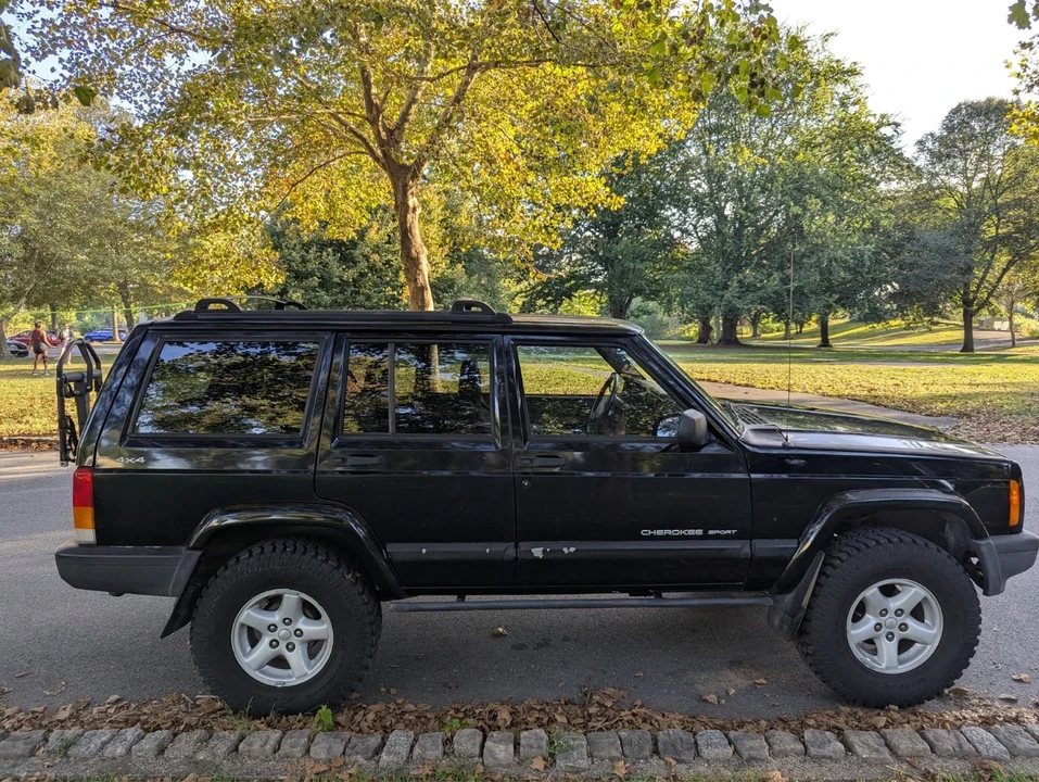 2001 Jeep XJ Cherokee - Image 6 of 21