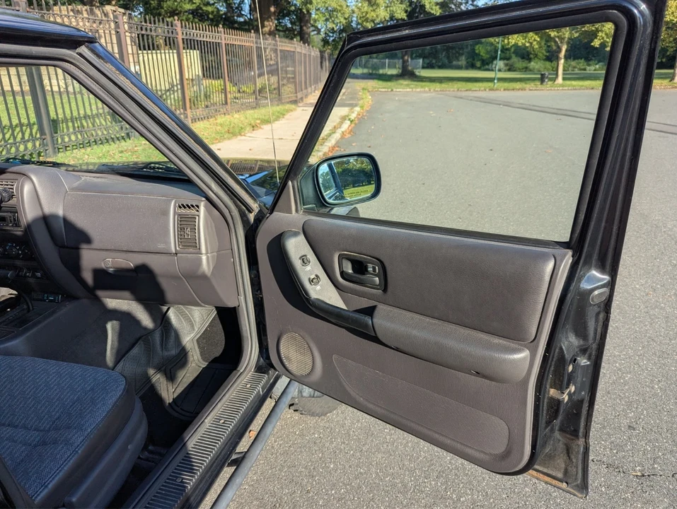 2001 Jeep XJ Cherokee - Image 21 of 21