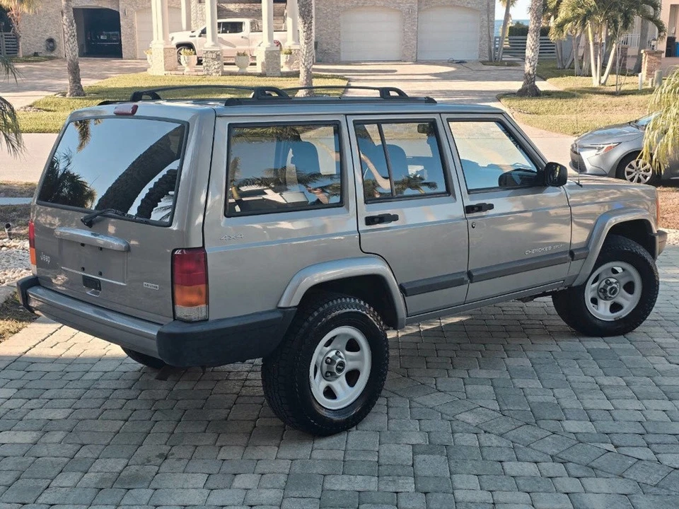2001 Jeep XJ Cherokee - Image 7 of 21