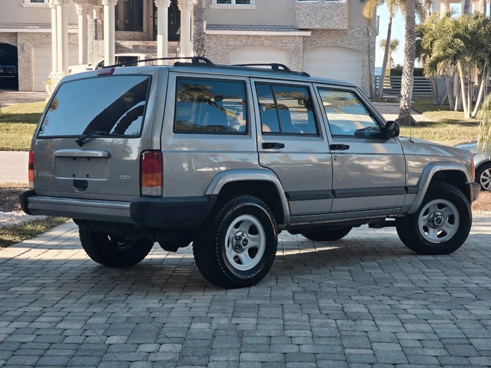 2001 Jeep XJ Cherokee - Image 4 of 21