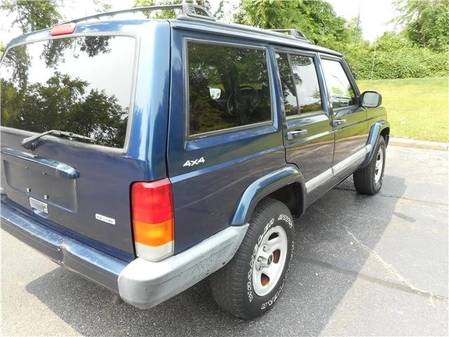 2001 Jeep XJ Cherokee - Image 4 of 12
