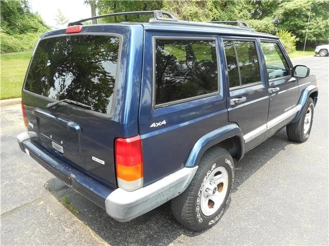 2001 Jeep XJ Cherokee - Image 3 of 12