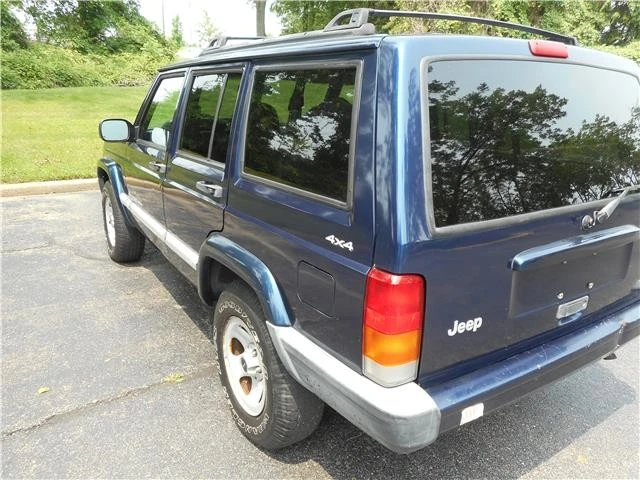 2001 Jeep XJ Cherokee - Image 6 of 12