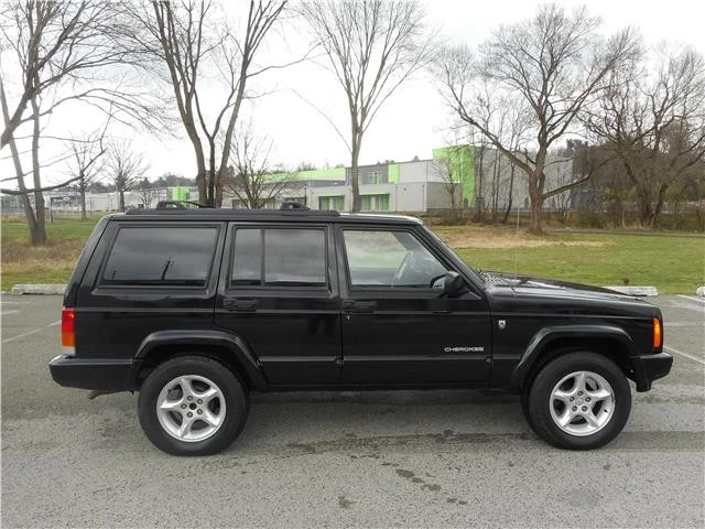 2001 Jeep XJ Cherokee - Image 2 of 12