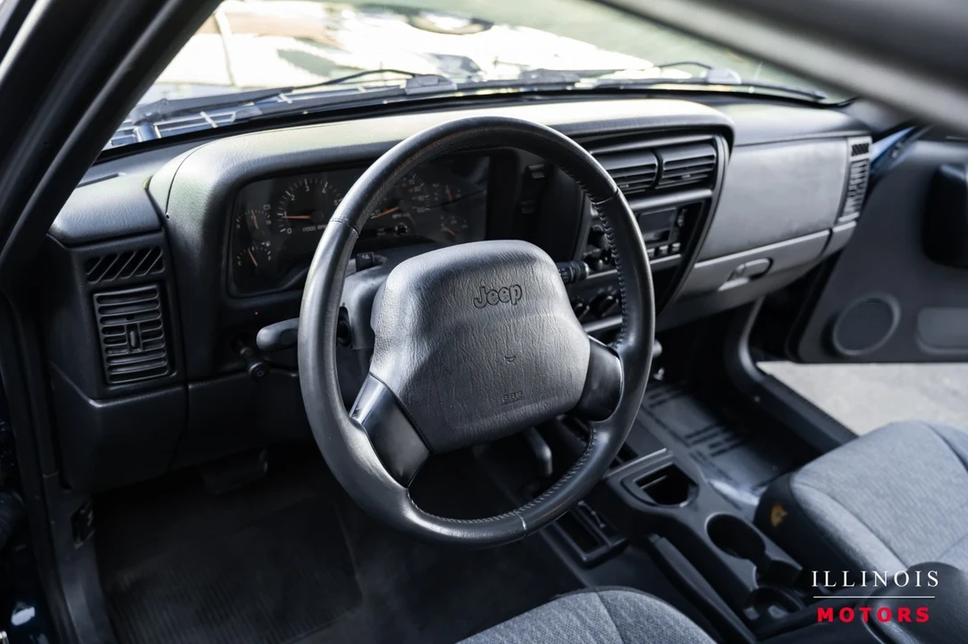 2001 Jeep XJ Cherokee - Image 18 of 21