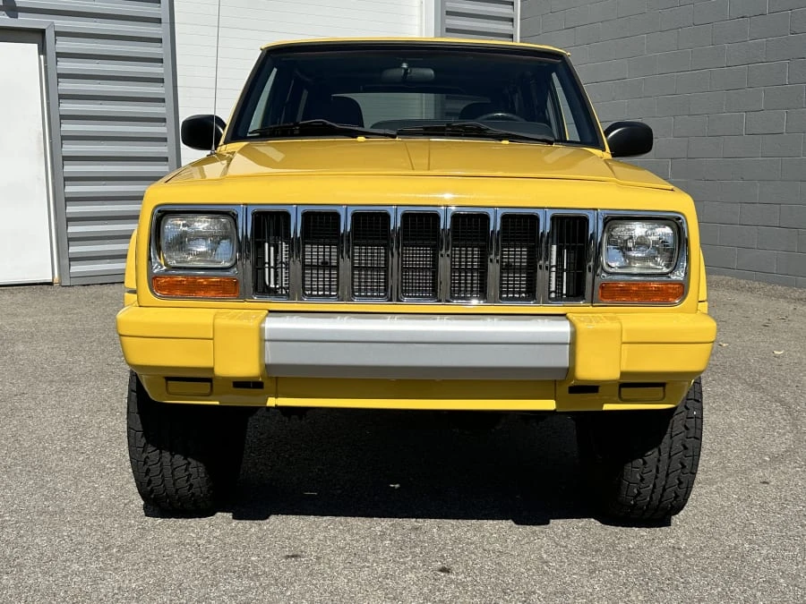 2001 Jeep XJ Cherokee - Image 4 of 31