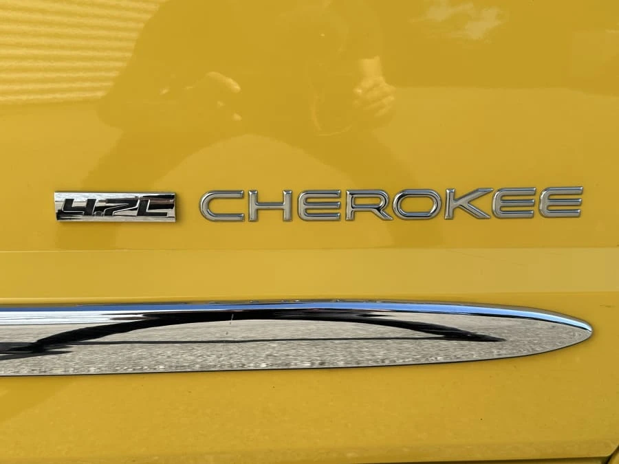 2001 Jeep XJ Cherokee - Image 10 of 31