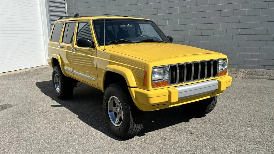 2001 Jeep XJ Cherokee - Image 6 of 31