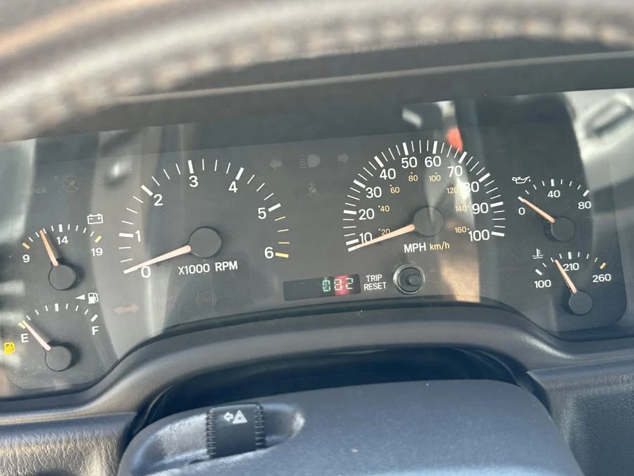 2001 Jeep XJ Cherokee - Image 19 of 31